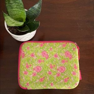 NWOT Lilly Pulitzer iPad or Tablet Soft Case